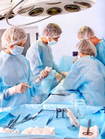 Illustration Traçabilité des dispositifs médicaux implantables dans les hôpitaux, le ministère de la Santé tire la sonnette d’alarme