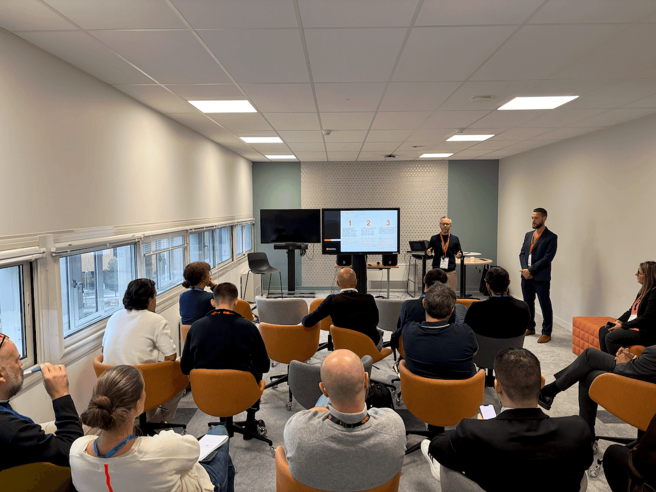 Illustration Domaine 2 du programme CaRE : une matinée pour se faire accompagner