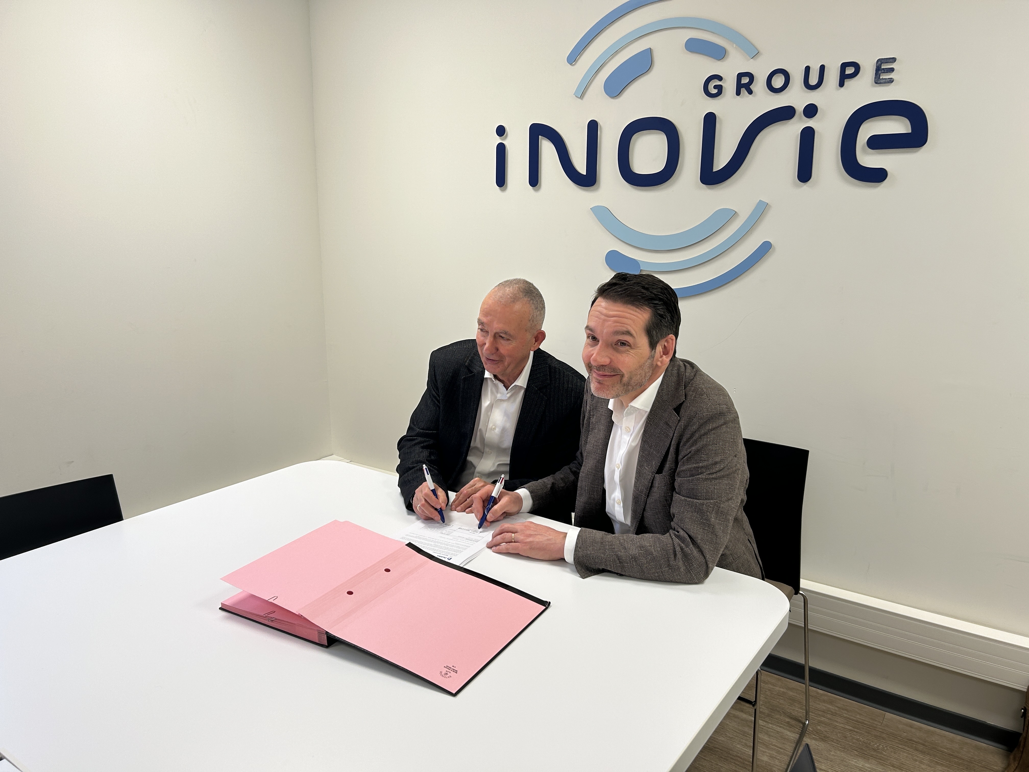 Illustration Dedalus et Inovie renouvellent leur partenariat pour le déploiement à grande échelle de la suite InVitro