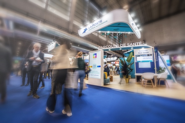 Illustration SantExpo 2026 : La Poste Santé & Autonomie fait entrer l’IA et la data dans le quotidien des établissements