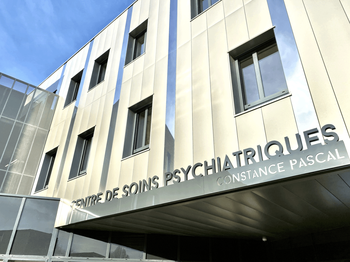 Illustration Comment le pôle de psychiatrie et addictologie du Centre hospitalier de Valenciennes a informatisé ses dossiers patients avec Cerner Millennium