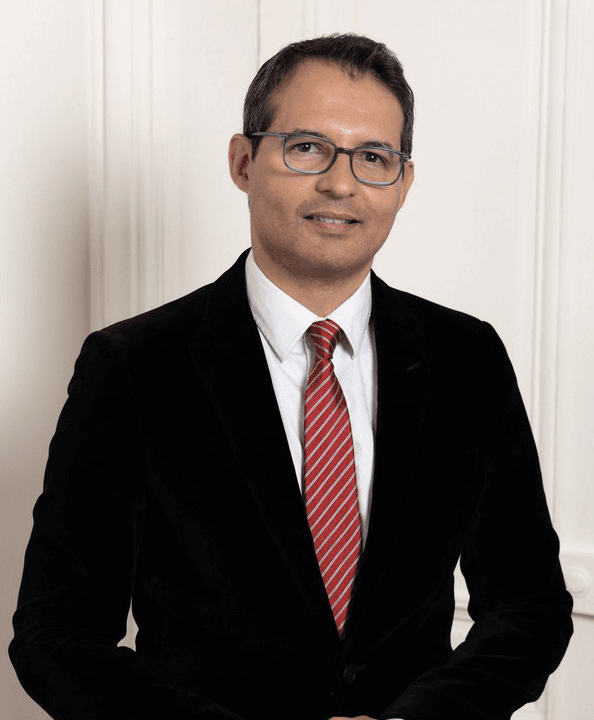 Illustration Transposition de NIS 2, un accouchement au forceps